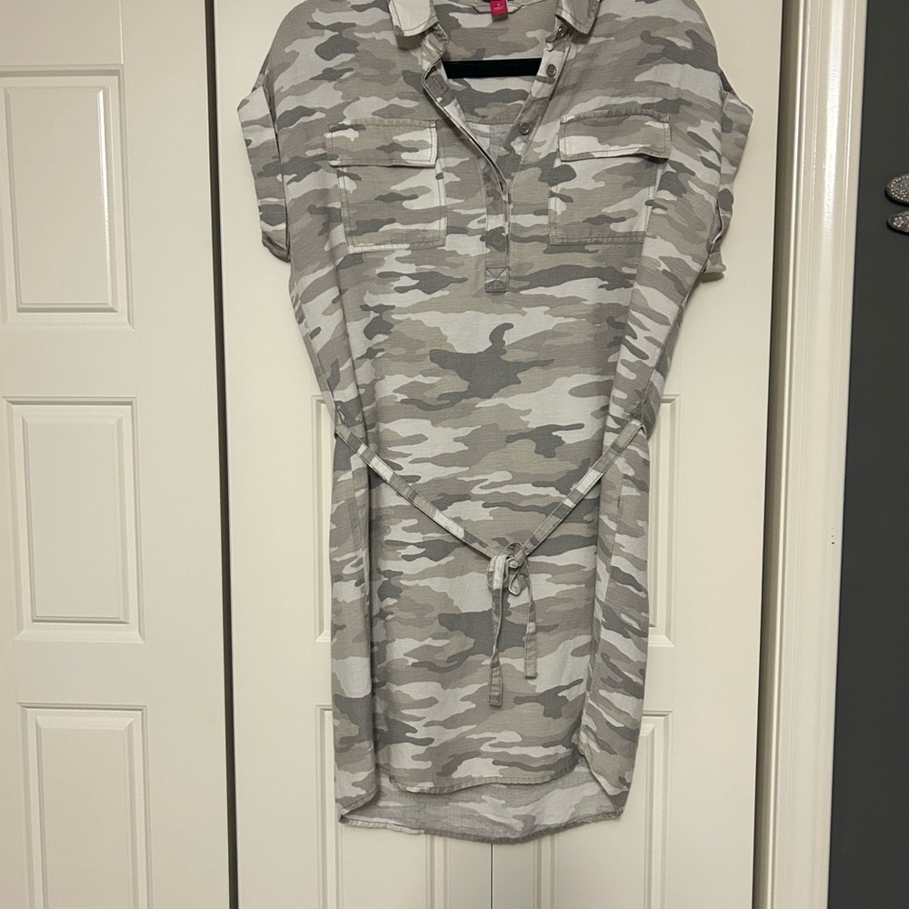 Vince Camuto dress
